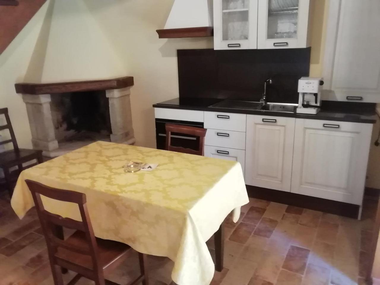 Il Roccolo Di Valcerasa Apartamento Treia Exterior foto