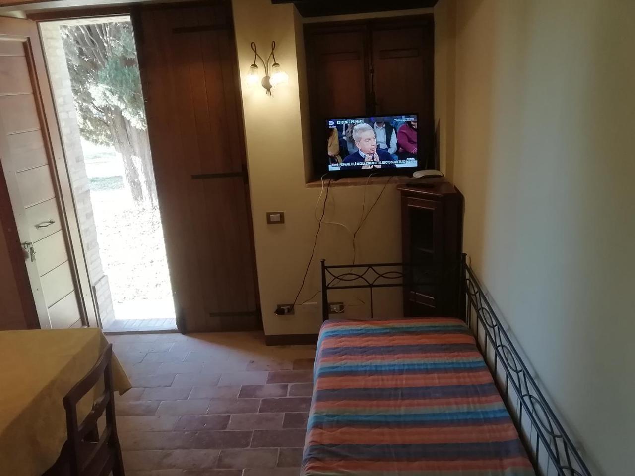 Il Roccolo Di Valcerasa Apartamento Treia Exterior foto